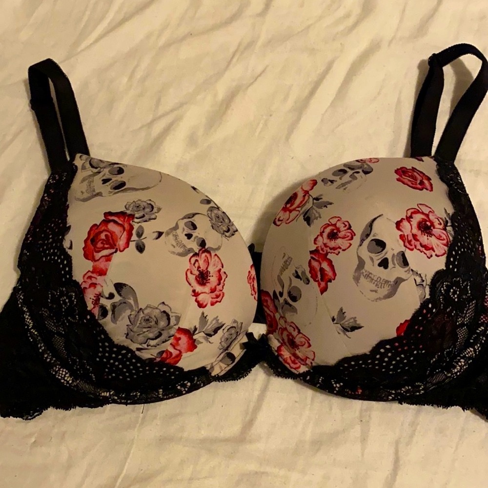Skull and roses lace push up plunge bra